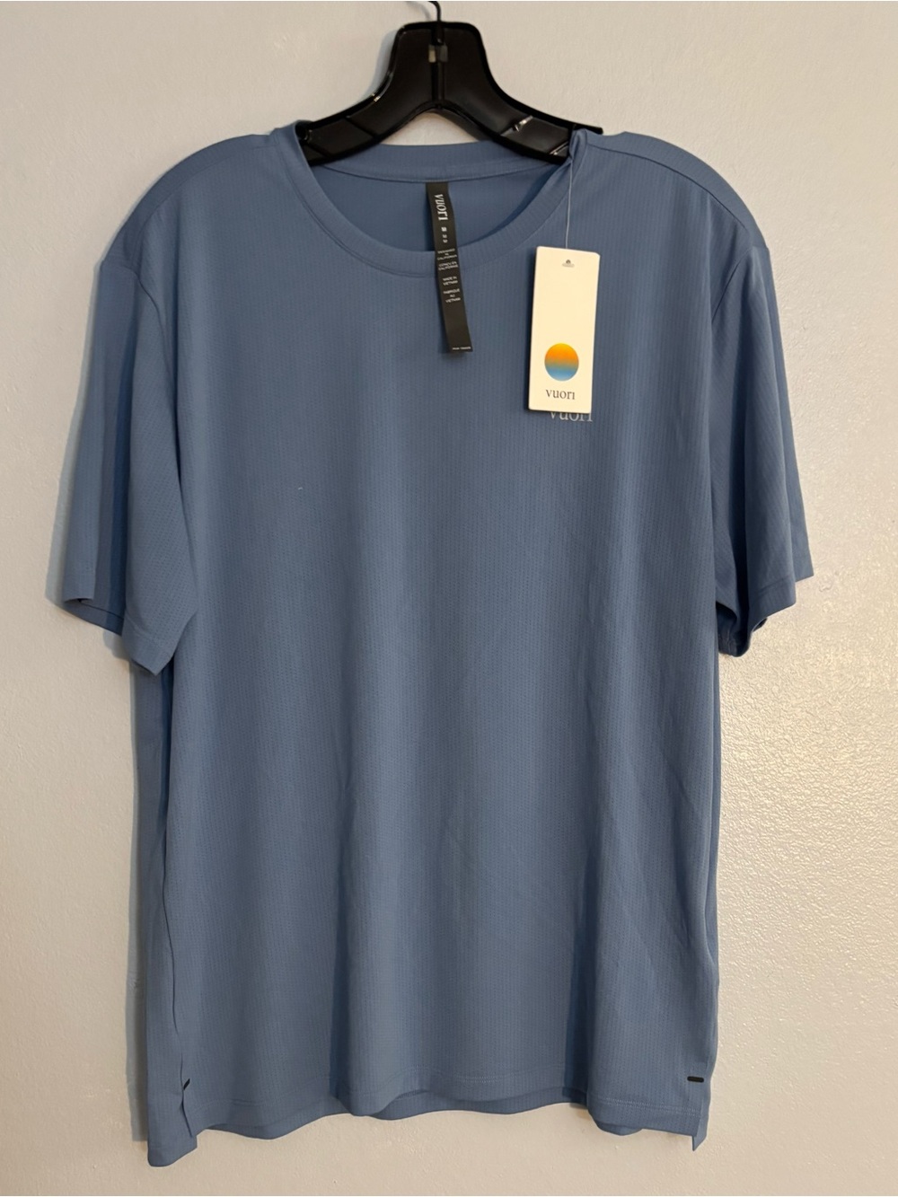 Vuori Men’s Slate Blue Short-Sleeve Performance Tee